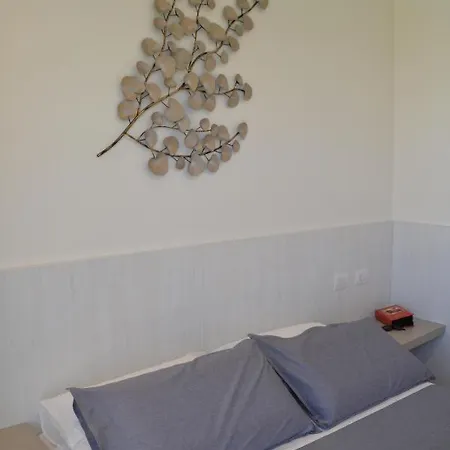 & Novantadieci Club (adults Only)