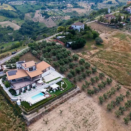 Frühstückspension & Novantadieci Club (adults Only)