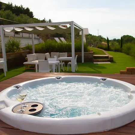 Frühstückspension & Novantadieci Club (adults Only)