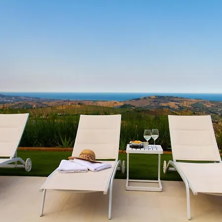 & Novantadieci Club (adults Only)