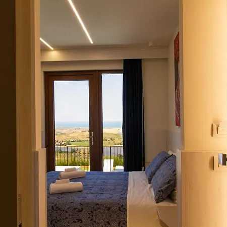 & Novantadieci Club (adults Only) 4* Atri