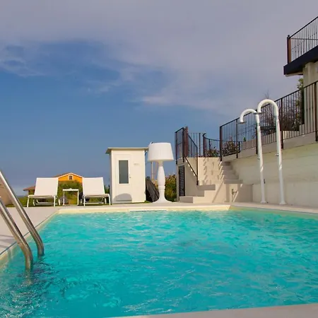 & Novantadieci Club (adults Only) Atri