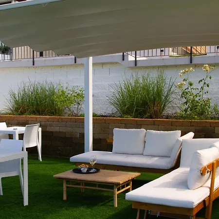 & Novantadieci Club (adults Only)