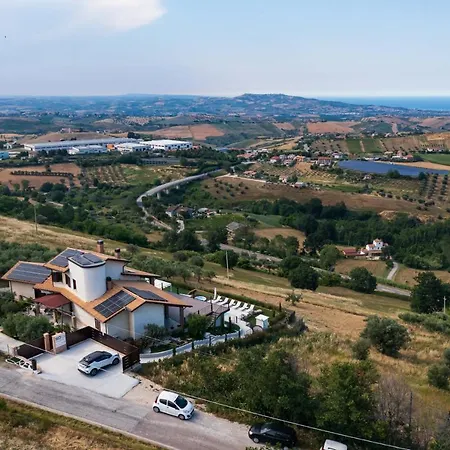 & Novantadieci Club (adults Only) 4* Atri