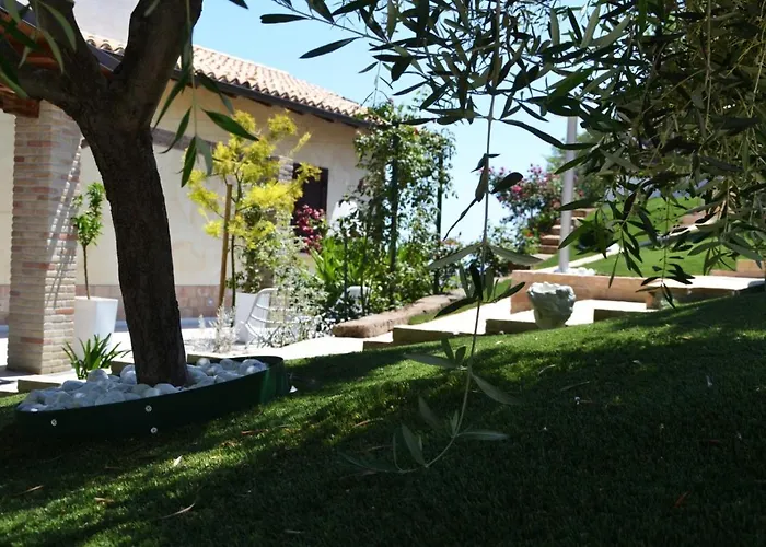 & Novantadieci Club (adults Only) 4*