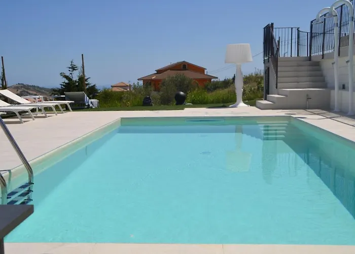 & Novantadieci Club (adults Only) Bed and breakfast Atri