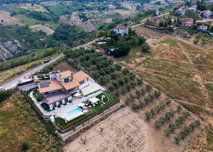 Bed and breakfast & Novantadieci Club (adults Only)