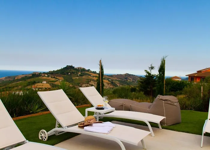 & Novantadieci Club (adults Only) 4* Atri