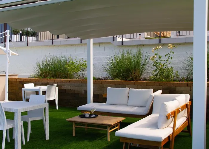 & Novantadieci Club (adults Only)