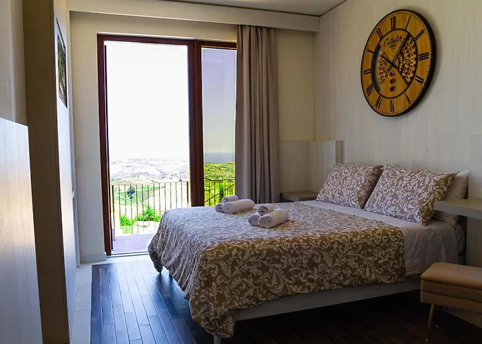 Bed and breakfast & Novantadieci Club (adults Only) 4*